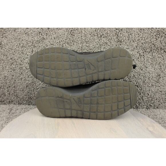 Nike Roshe Run Hi Womens 9 Black Gray Suede Winter Boots Outdoor Warm - Picture 6 of 7